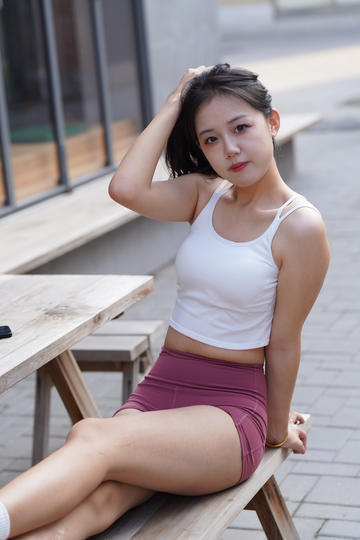 国产美女遭强高潮开双双腿